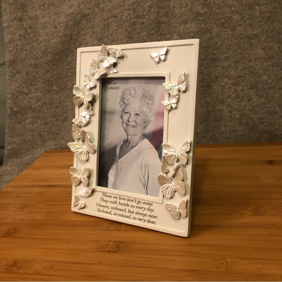 NEW: Butterfly Memorial Picture Frame for 4x6 photo - Picture 2 of 6